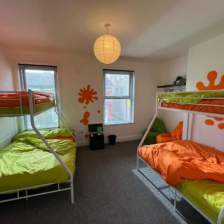 Nickelodeon House Great For Kids Villa Blackpool Exterior photo