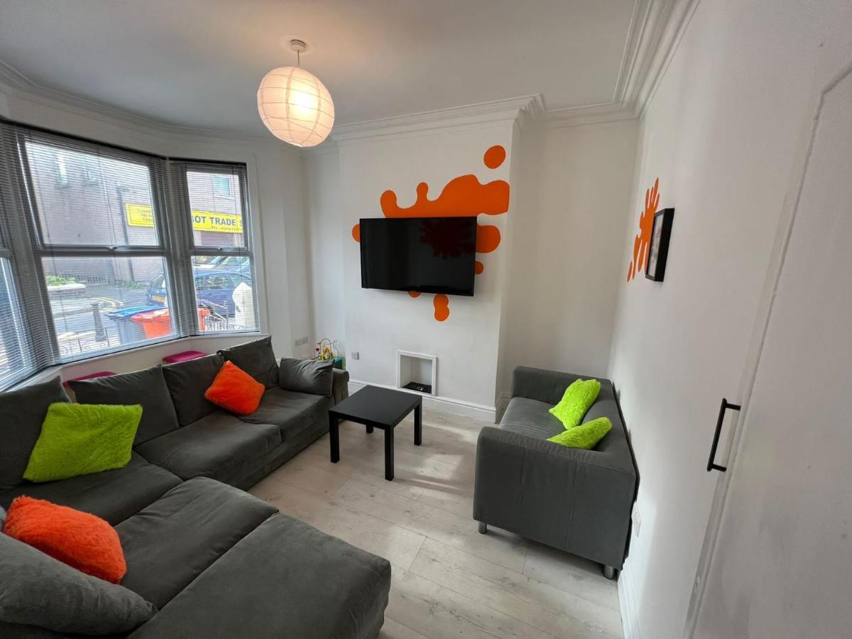 Nickelodeon House Great For Kids Villa Blackpool Exterior photo