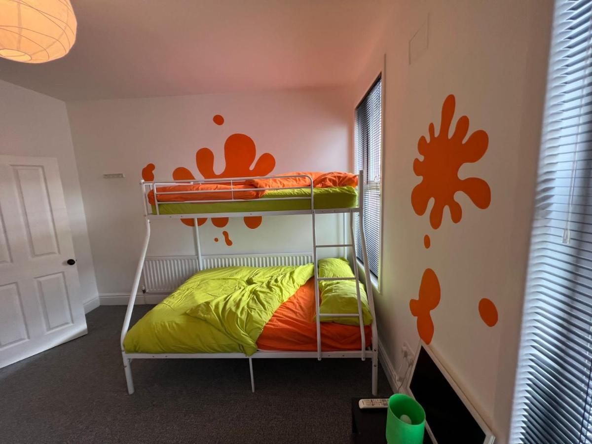 Nickelodeon House Great For Kids Villa Blackpool Exterior photo