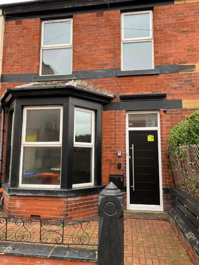 Nickelodeon House Great For Kids Villa Blackpool Exterior photo